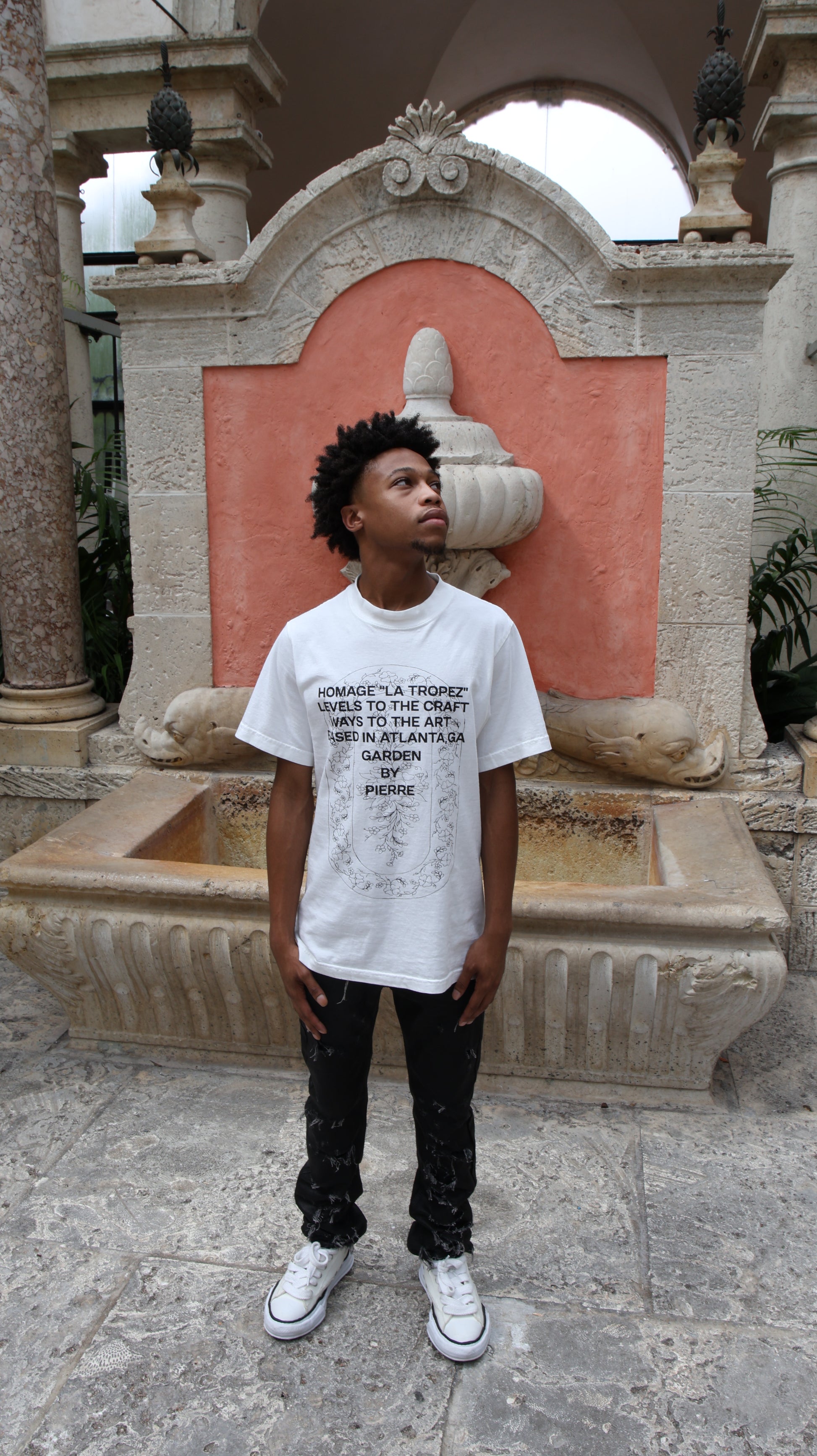 "Garden In Tropez" Tee