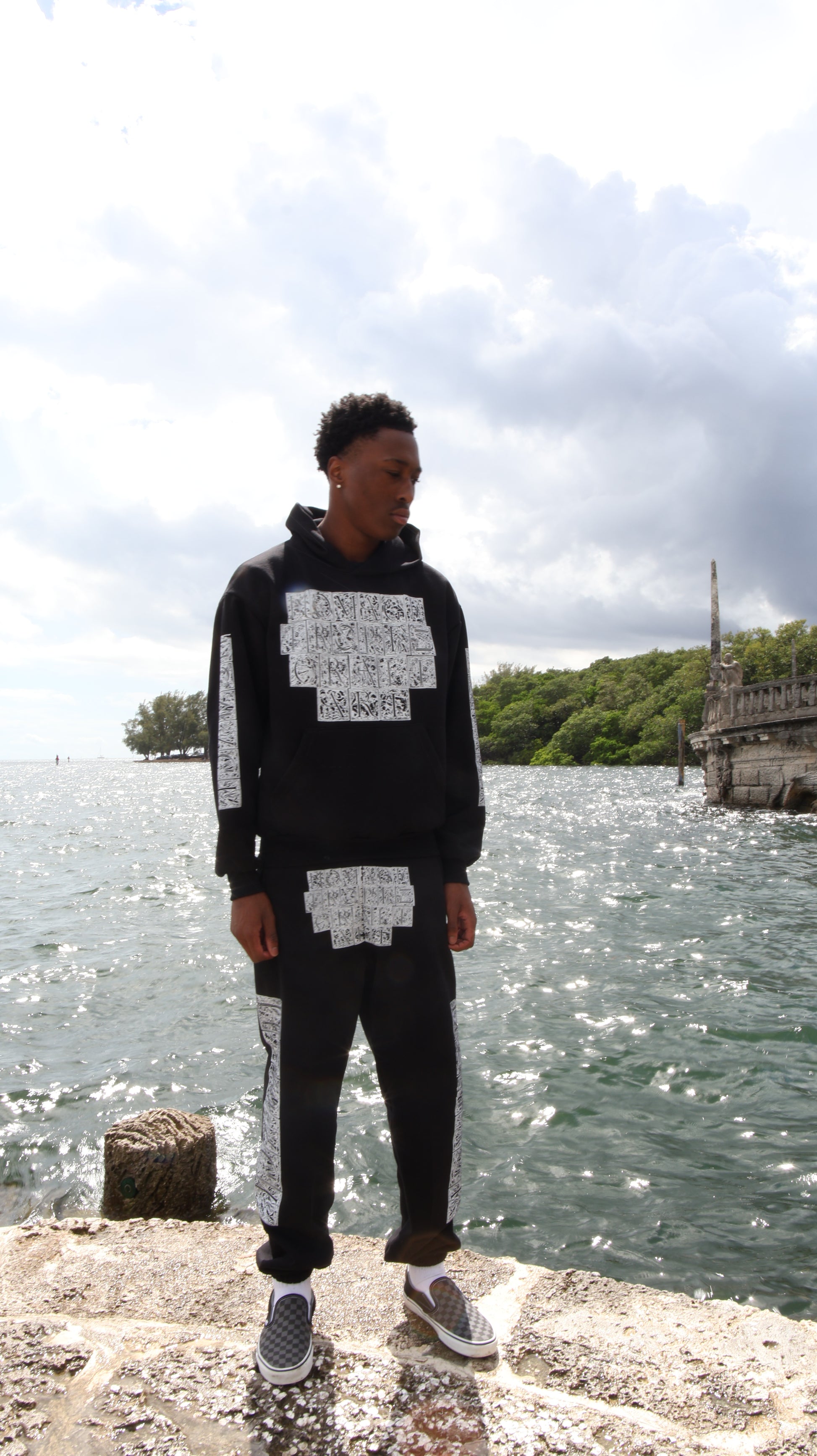 “Deceased At London” Pullover